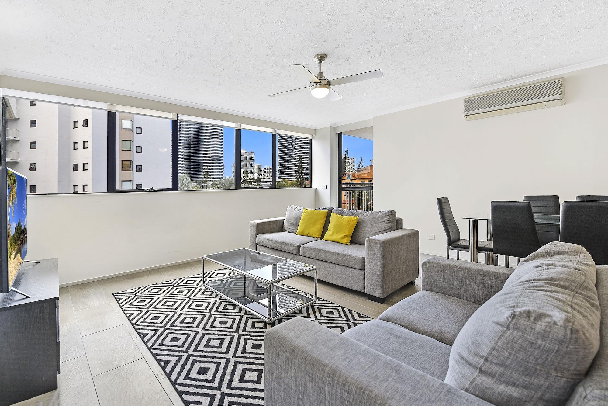 Broadbeach Travel Inn Apartments Gold Coast Exterior photo
