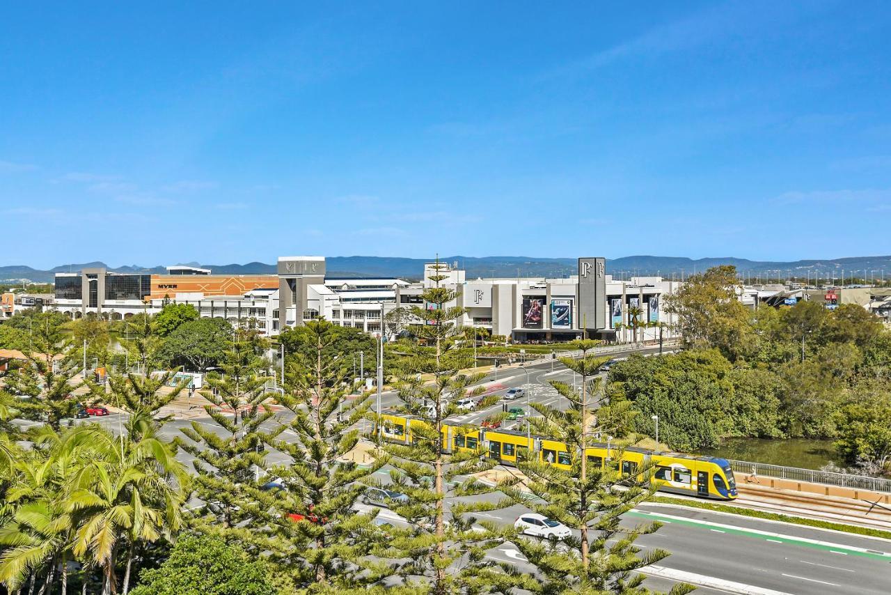 Broadbeach Travel Inn Apartments Gold Coast Exterior photo