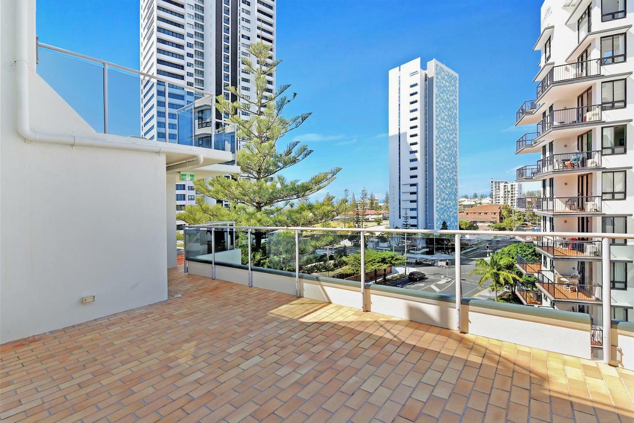 Broadbeach Travel Inn Apartments Gold Coast Exterior photo